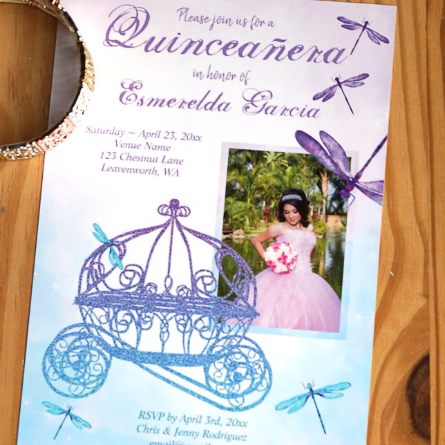 Invitation Carriage pourpre et turquoise Quinceañera (Purple and turquoise glitter horse carriage quinceanera mis quince invitation with photo)