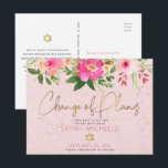 Invitation Carte Postale Bat Mitzvah Floral Rose Clair Aquarelle Écriture M<br><div class="desc">Assurez-vous que tous vos amis et proches pourront toujours célébrer le Bat Mitzvah de votre fille, quelles que soient les circonstances mondiales imprévues actuelles. Envoyez cette carte postale d'annonce de "Changement de plans" chic et personnalisée. Une superbe aquarelle florale rose et pêche avec une typographie de script à feuille d'or...</div>