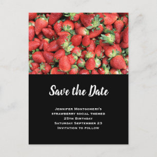 Invitation Carte Postale Batch of Red Juicy Strawberries Enregistrer la dat