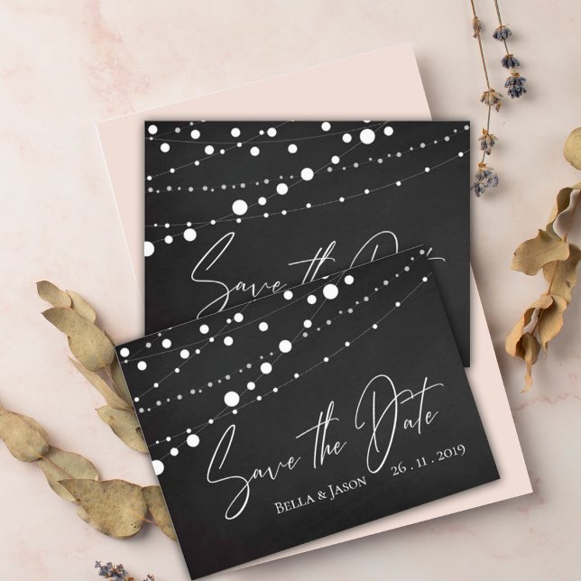 Invitation Carte Postale Chalkboard String Lights Wedding Enregistrer La Da (Chalkboard String Lights Wedding Save The Date Invitation Postcard)