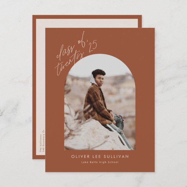 Invitation Carte Postale Classe Terracotta de 2025 Arch Photo Graduation (Devant / Derrière)