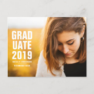 Invitation Carte Postale Diplômé audacieux moderne 2019