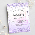 Invitation Carte Postale Écriture de lavande violette à papillon<br><div class="desc">Pour une soirée élégante de 40ème anniversaire (ou tout âge). Un arrière - plan chic,  blanc et violet. Décoré de parties scintillant violette,  de mousseux et d'un grand papillon. Personnalisez et ajoutez un nom et des détails du parti. Le nom est écrit avec un script de style manuscrit</div>