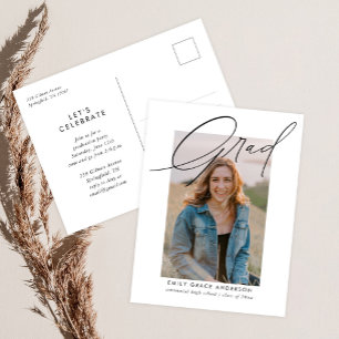 Invitation Carte Postale Élégante tendance Calligraphie Script Graduation