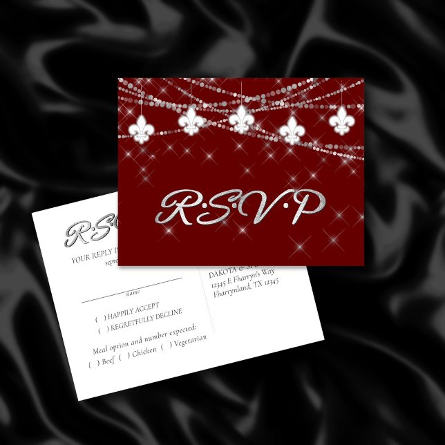 Invitation Carte Postale Fleur de Lis | Arbre RSVP rouge foncé Crimson (Créateur téléchargé)