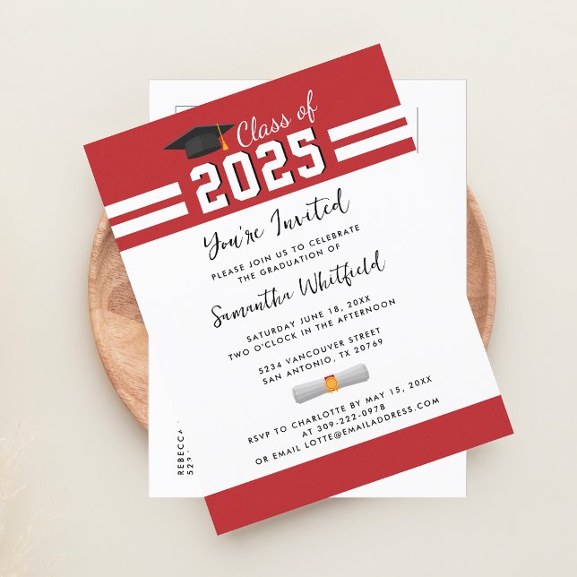Invitation Carte Postale Graduate Red White Classe de 2025 Graduation (2025 Graduation Party Red White Invitation Postcard)
