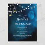 Invitation Carte Postale Le Jour de la Fête bleue<br><div class="desc">A romantic invite card for a Sweet 16th birthday party . A dark and blue evening and night with a full moon and string lights. Two rustic painted mason jars with candles. Templates for date,  nom,  eventplace,  et RSVP details. Le nom,  c'est le style moderne. White letters.</div>