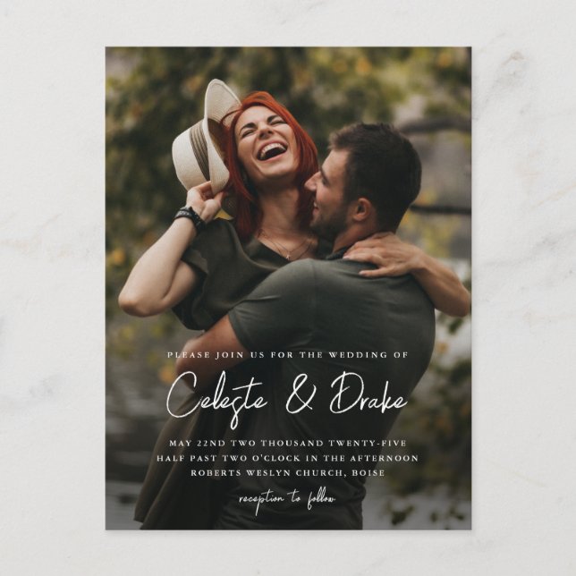 Invitation Carte Postale Mariage photo de script moderne (Devant)