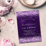 Invitation Carte Postale Parties scintillant rose violet d'anniversaire gla<br><div class="desc">Une invitation moderne, élégante et glamour pour une fête d'anniversaire de 21e (ou tout âge). Un arrière - plan de couleur violet profond avec de la poussière de parties scintillant rose faux. La couleur violette est inégale. Le nom est écrit avec un script de style moderne écrit à la main....</div>
