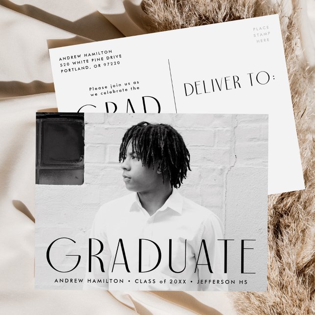 Invitation Carte Postale Simplicité moderne Black Photo Graduation Party (Créateur téléchargé)