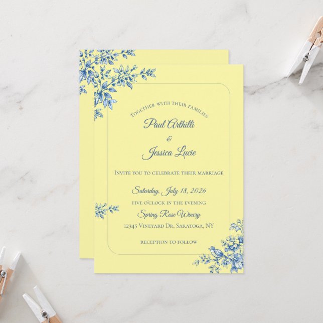 Invitation Carton d'invitation de mariage floral bleu et jaun (Devant/Arrière en situation)