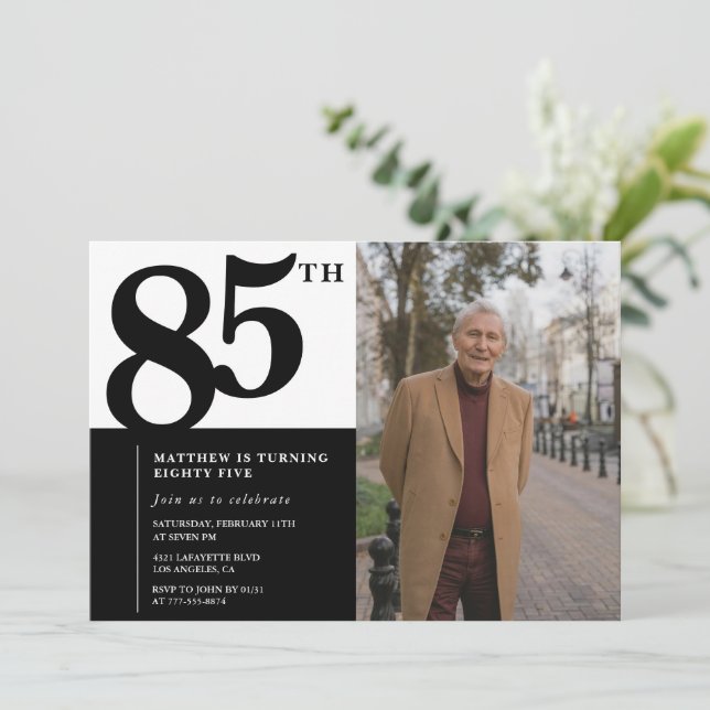 Invitation Cartons d'invitation noir pour 85e anniversaire Él (Debout devant)