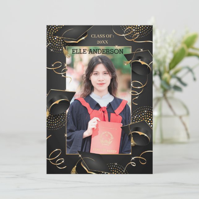 Invitation Casquette de graduation classique en or noir (Debout devant)