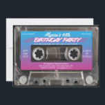 Invitation Cassette bleu rose néon des années 80 40e annivers<br><div class="desc">Retro 80s Neon Pink Blue Cassette 40e Anniversaire Invitation. Un rose et bleu clair, bande cassette amusante réaliste 80s thème anniversaire conception d'invitation à la fête! Idéal pour une fête d'anniversaire rétro et néon ! Besoin d'aide ? Cliquez sur le bouton de message bleu pour entrer en contact avec le...</div>