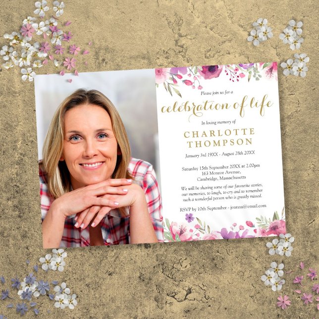 Invitation Célébration de la vie funéraire en écriture dorée  (Floral Gold Script Celebration of Life Funeral Invitation)