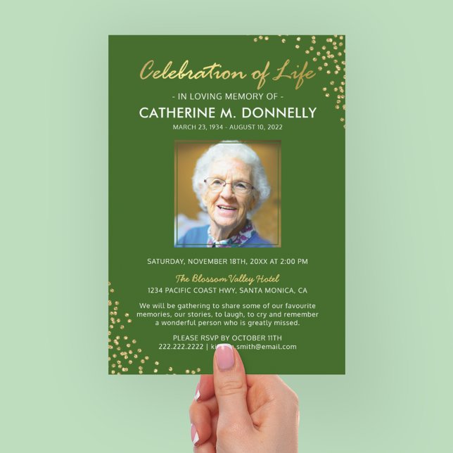 Invitation Célébration de la vie | Vert or funéraire mémorial (Créateur téléchargé)