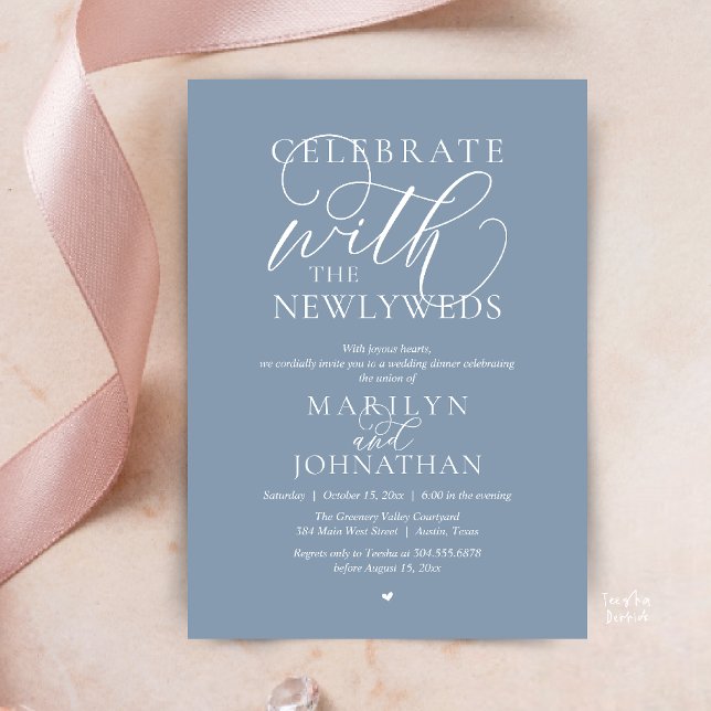 Invitation Célébrez avec les jeunes mariés, Dîner de mariage  (Celebrate with the newlyweds, Best Wedding Elopement Dinner Party Invitation Card in dusty blue)