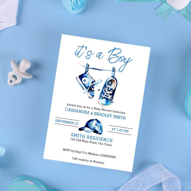 Invitation C'est un garçon bleu bébé chaussures un casquette  (It's a boy blue baby sneakers on a line baseball cap baby shower template invitation watercolor)
