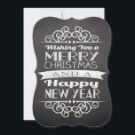 Invitation Chalkboard Vous Souhaitant Joyeux Noël<br><div class="desc">..et une bonne année ! Fraîchement design vintage,  ardoise foncée gris arrière - plan avec lettrage blanc et éléments décoratifs.</div>