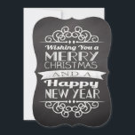 Invitation Chalkboard Vous Souhaitant Joyeux Noël<br><div class="desc">..et une bonne année ! Fraîchement design vintage,  ardoise foncée gris arrière - plan avec lettrage blanc et éléments décoratifs.</div>