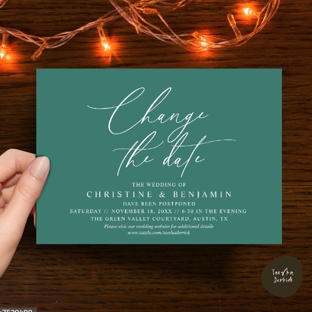 Invitation Changement de Date de Mariage Élégant Reporté  (Elegant Script Change the Date Wedding Postponement Invitation Card in Teal Green)