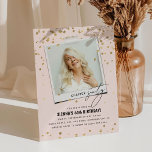 Invitation Chapitre Soixante Amusement Photo moderne 60e anni<br><div class="desc">Chapitre SOIXANTE ! Invitations amis et famille pour célébrer un 60e anniversaire avec ces invitations amusantes d'anniversaire adulte moderne. Design dispose d'un snap photo, le texte "Chapitre 60 en serif et police calligraphie, faux parties scintillant d'or confetti et un modèle d'anniversaire modifiable qui est facile à customiser avec vos propres...</div>