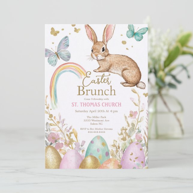 Invitation Chasse aux œufs du brunch de Pâques fête du lapin  (Debout devant)