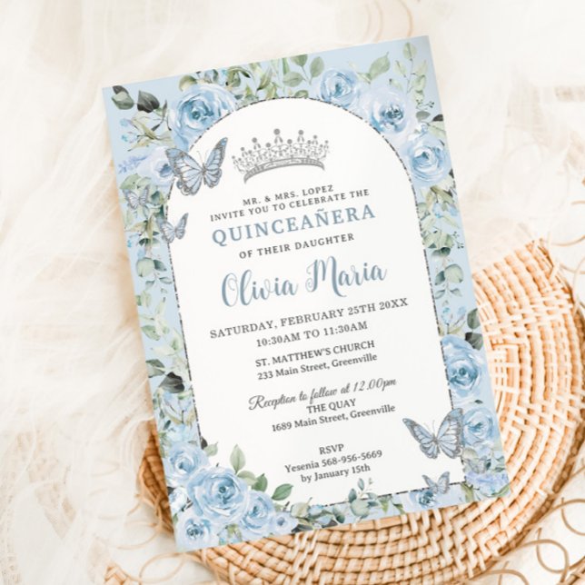 Invitation Chic Bébé Bleu Papillons Floraux Arch Quinceañera (Créateur téléchargé)