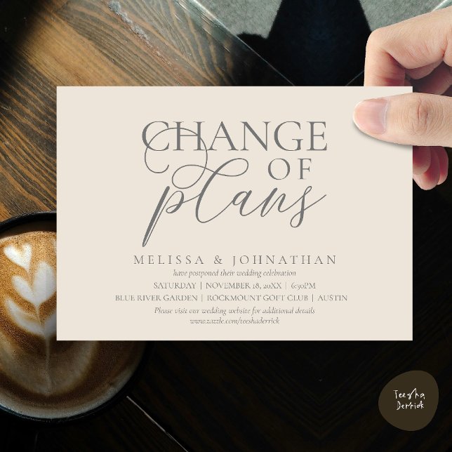 Invitation Chic Faire-Attendre Mariage Changement De Plans Ty (Chic Typographic Wedding Postponement Change of plans Date Changed Invitation Card in Cream Grey)