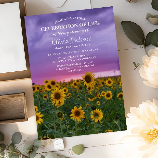 Invitation Ciel pourpre et tournesols | Célébration de la vie (Créateur téléchargé)
