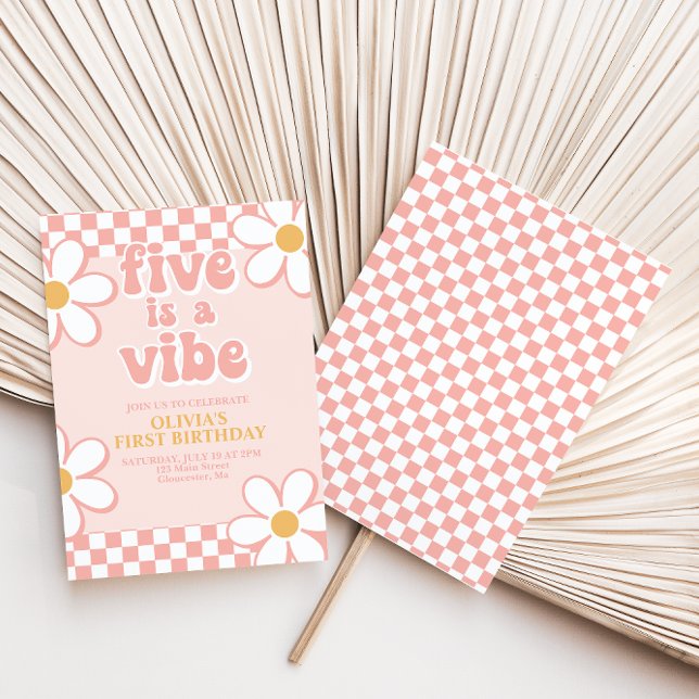 Invitation Cinq est une Vibe Retro Check Rose Daisy (Créateur téléchargé)