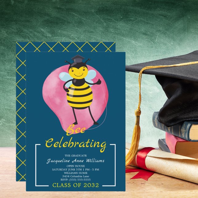 Invitation Classe de 2032 Bee Celebrating Graduation Party (Class of 2032 Bee Celebrating Graduation Party Invitation)