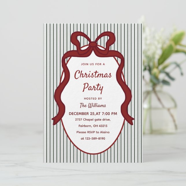 Invitation Classique Noël rayures vert foncé et nœud rouge  (Debout devant)