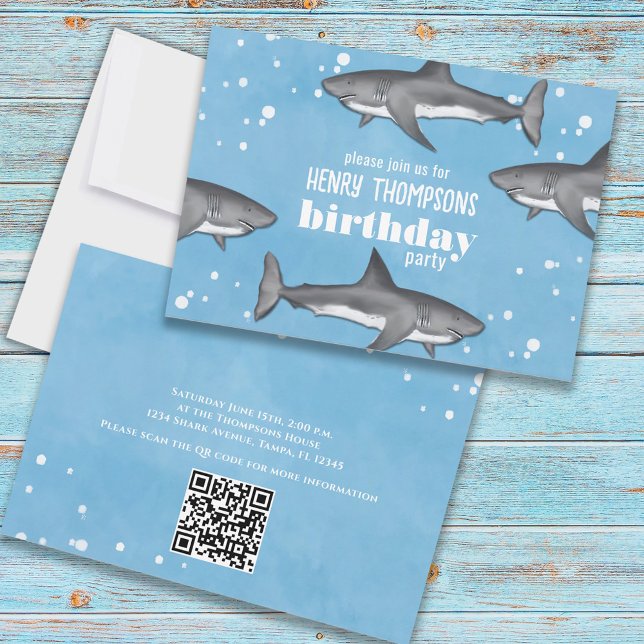 Invitation Codes QR d'anniversaire Fun Whimsical Ocean Sharks (Créateur téléchargé)