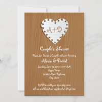 Coeur en papier sur bois mariage couple douche
