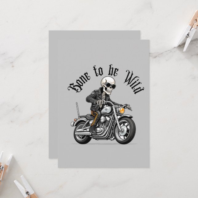 Invitation Cool Skeleton Bone to be Wild Riding a Motorcycle (Devant/Arrière en situation)
