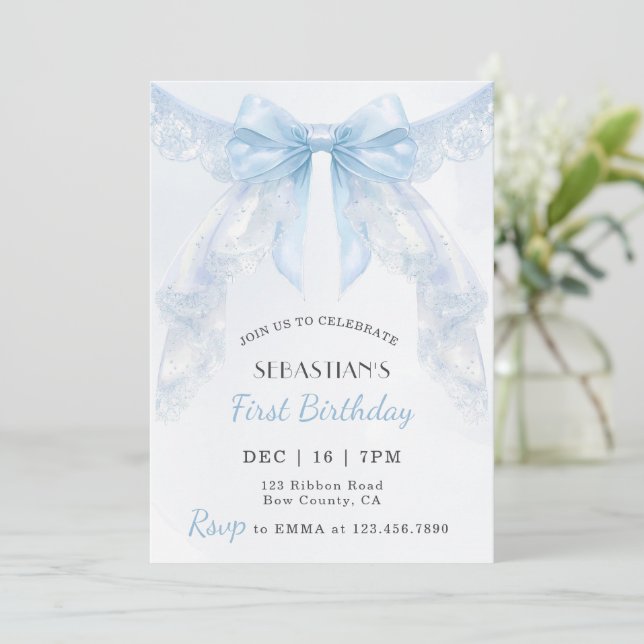 Invitation Coquette Blue Lace Boy Boy Premier anniversaire (Debout devant)