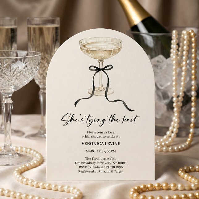 Invitation Coquette Bow Elle Attache le Nœud Réception de Mar (She’s Tying the Knot Bridal Shower - Champagne Coupe Bow, Modern Arch)