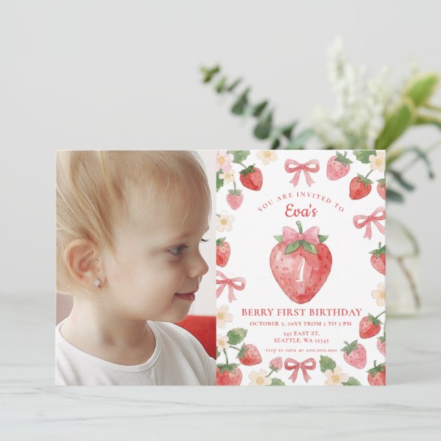 Invitation Coquette Rose Ruban Fraise Première Anniversaire P (Debout devant)