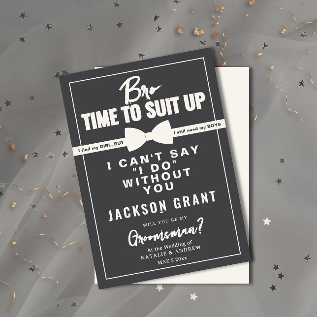 Invitation Costume de Smoking Simple Noir & Blanc pour Garçon (Simple Black & White Tuxedo Suit Up Groomsman Invitation)