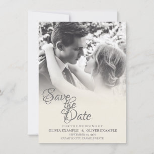 Invitation Couple de mariés s'embrassant en monochrome