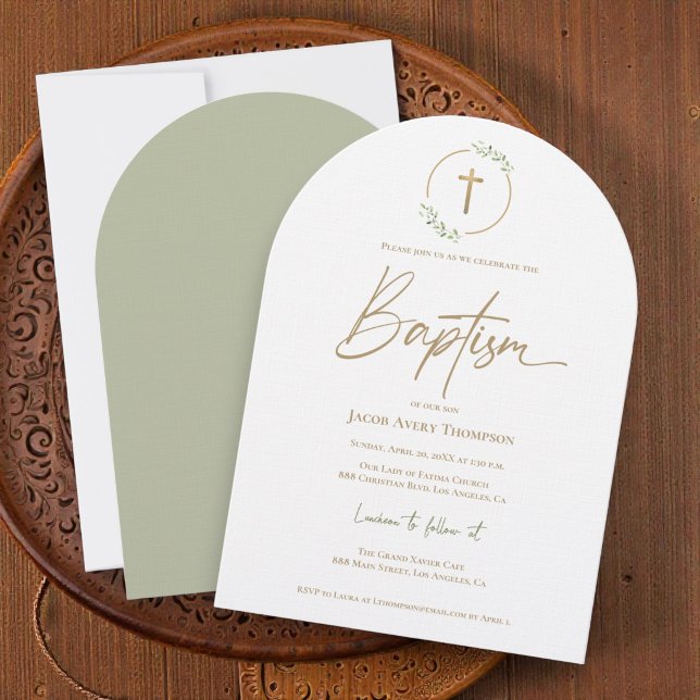 Invitation Couronne de feuilles d'arche moderne croix dorée B (Baptism Gold Cross and watercolor botanical green wreath arch invitation.)