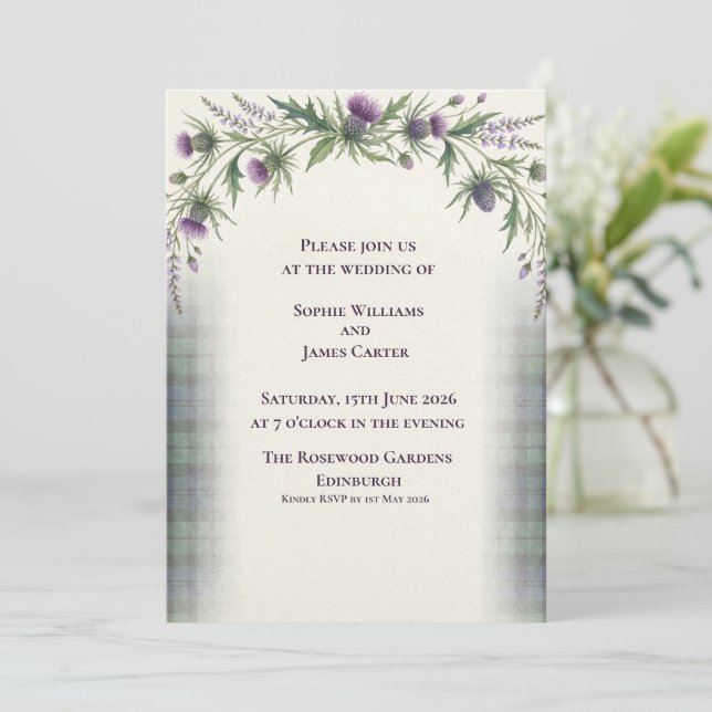 Invitation Couronne de mariage Lavande Chardon Écossais (Debout devant)