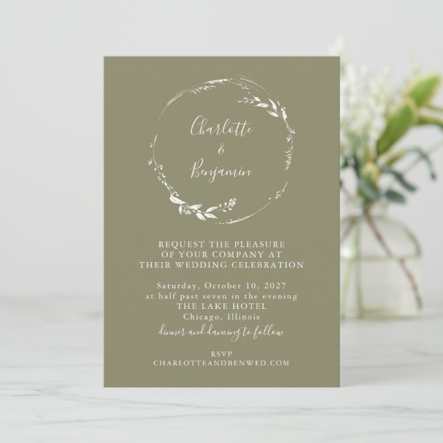 Invitation Couronne florale minimale Olive poussiéreuse Écrit (Debout devant)