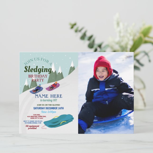 Invitation Coussin Anniversaire Fête Pentes Neige Bleu Sledge (Debout devant)