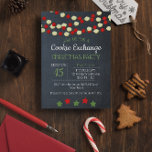 Invitation Cranberry et Popcorn Rustic Chalkboard Noël<br><div class="desc">Récupérez cette ambiance rustique et familiale de Noël avec ces invitations Cookie Exchange avec des cordes de canneberges et pop-corn avec un motif en vichy rouge et vert sur le dos. Chaque champ est entièrement personnalisable pour dire ce que vous voulez! Changez de type de fête à ce que vous...</div>