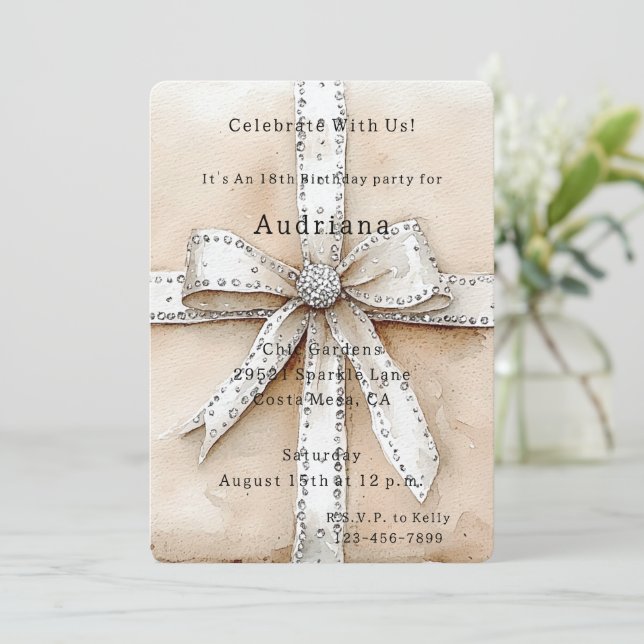 Invitation Crème Blanc Argent Glitzy Glam Bow anniversaire (Debout devant)
