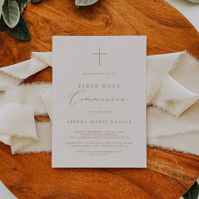 Invitation Crème délicate Croix d'or première communion saint (Delicate Cream Gold Cross First Holy Communion Invitation)