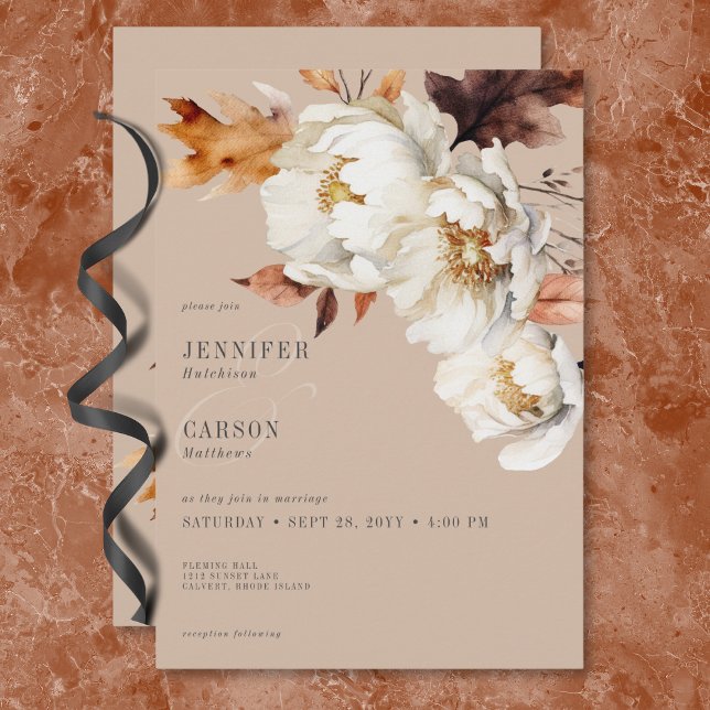Invitation Crème Tan Rustique & Chute Brown Floral & Feuille (Rustic Tan Cream & Brown Fall Floral & Leaves Invitation)