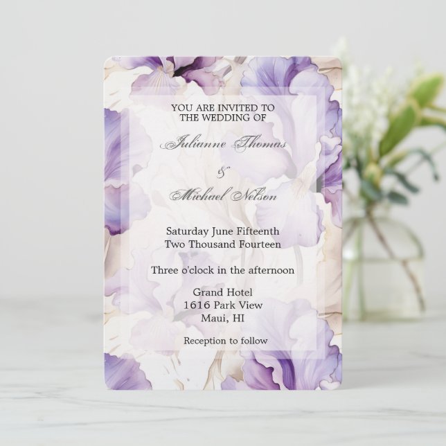 Invitation Crème violet romantique Iris Mariage Floral (Debout devant)